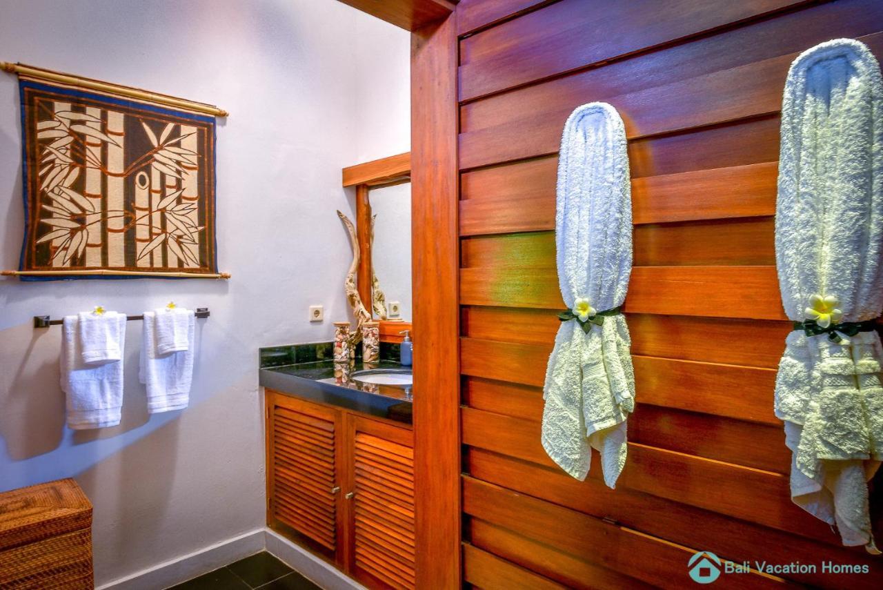 Villa Kamboja - Intimate Luxury Lovina Beach Villa Banjar  Bagian luar foto